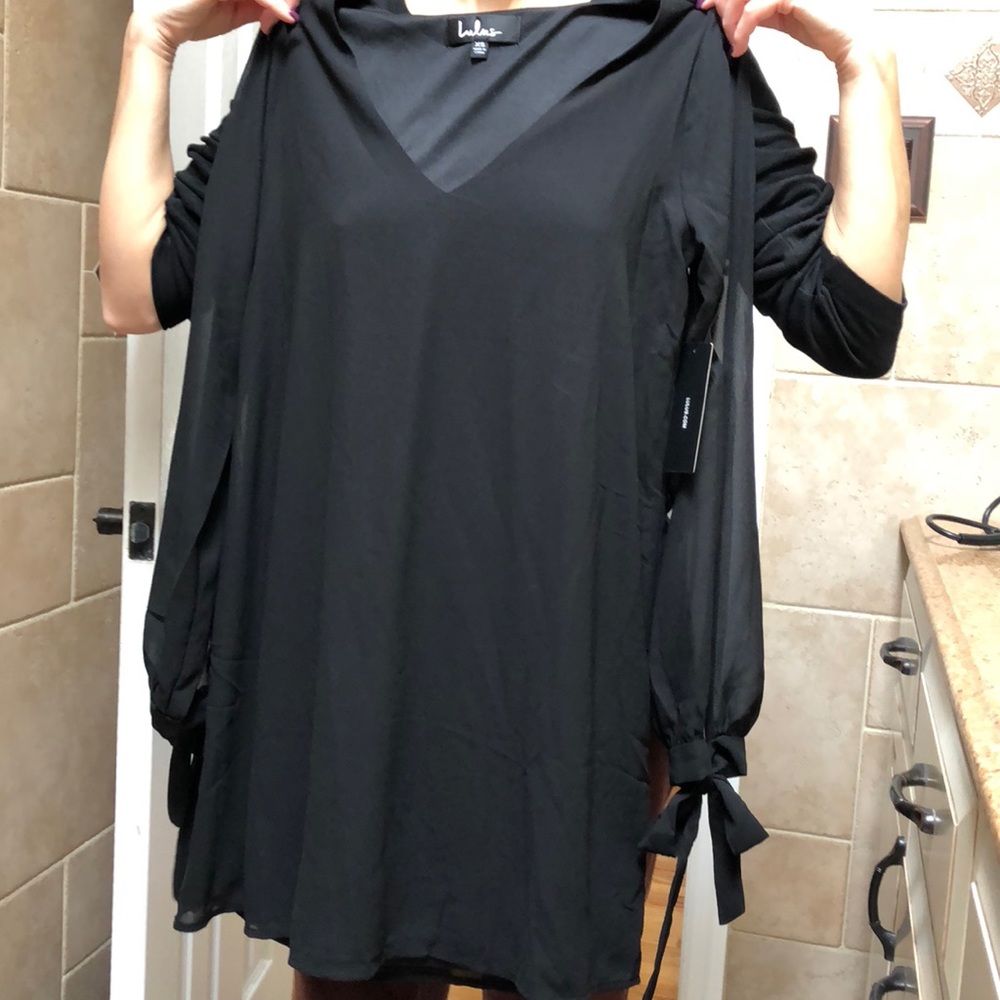 LULUS DRESS